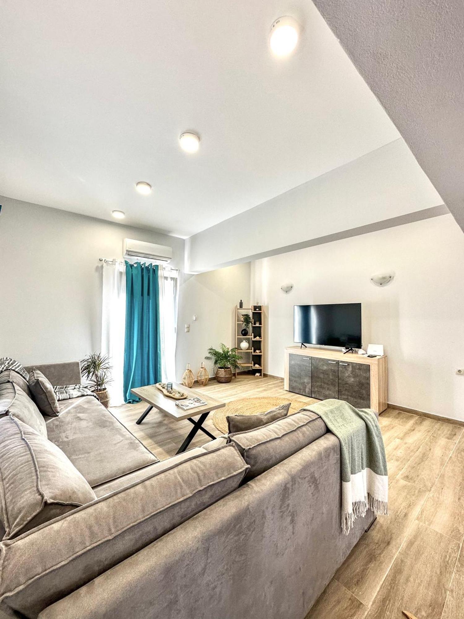 Exquisite 4-Bedroom Prestige Apartment Rhodes City Εξωτερικό φωτογραφία